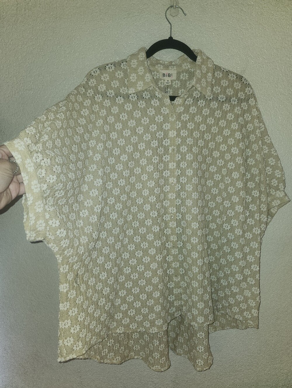BiBi Light Beige Floral Eyelet Button-Down Shirt - Picture 4 of 9